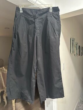 Velvet Wife Leg capri pants
